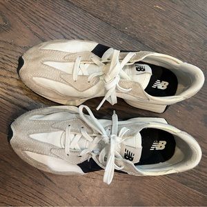 New Balance 327